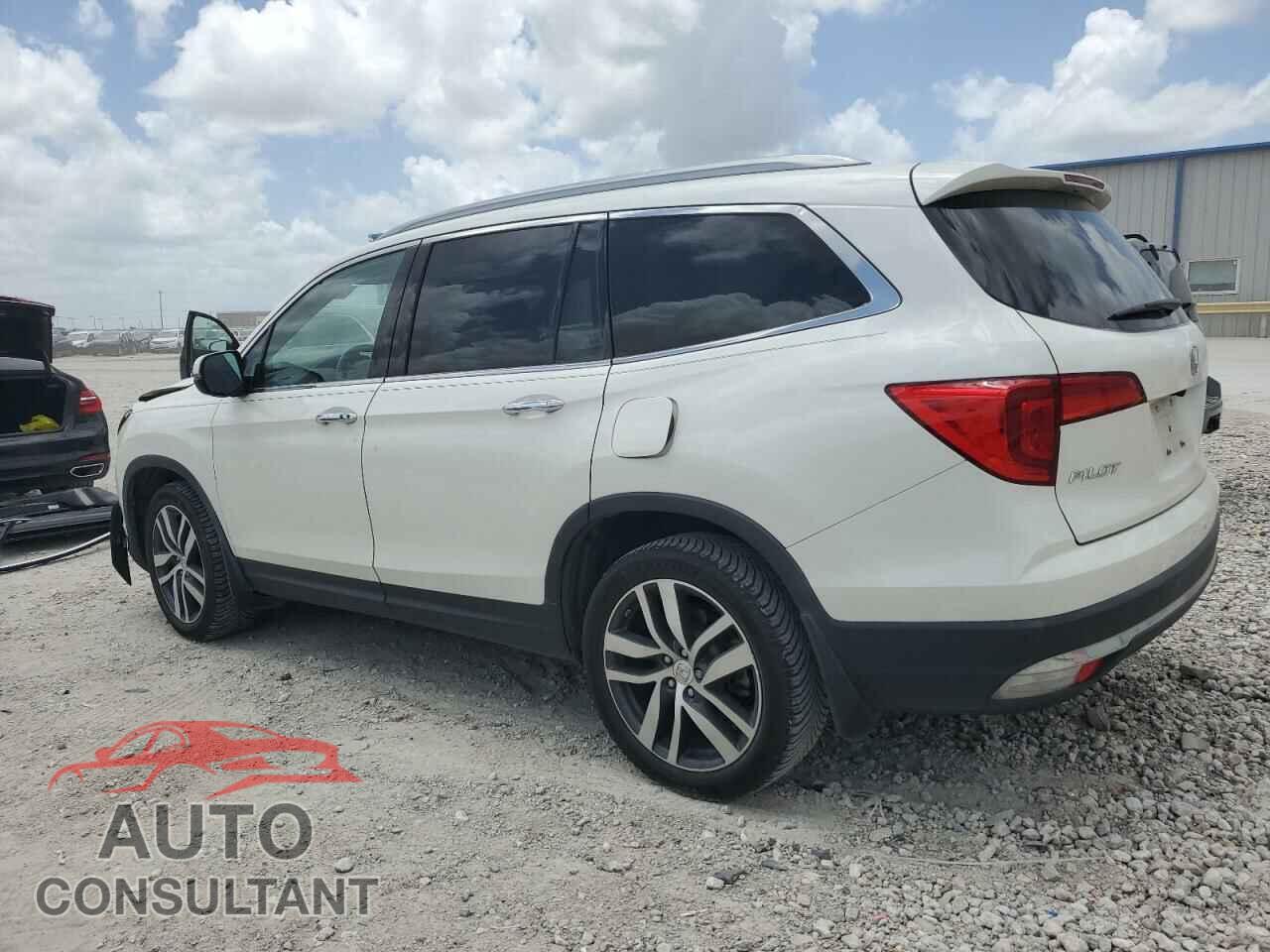 HONDA PILOT 2017 - 5FNYF5H91HB038335