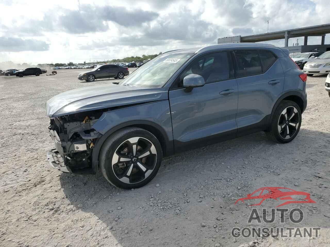 VOLVO XC40 2020 - YV4AC2HK0L2327615