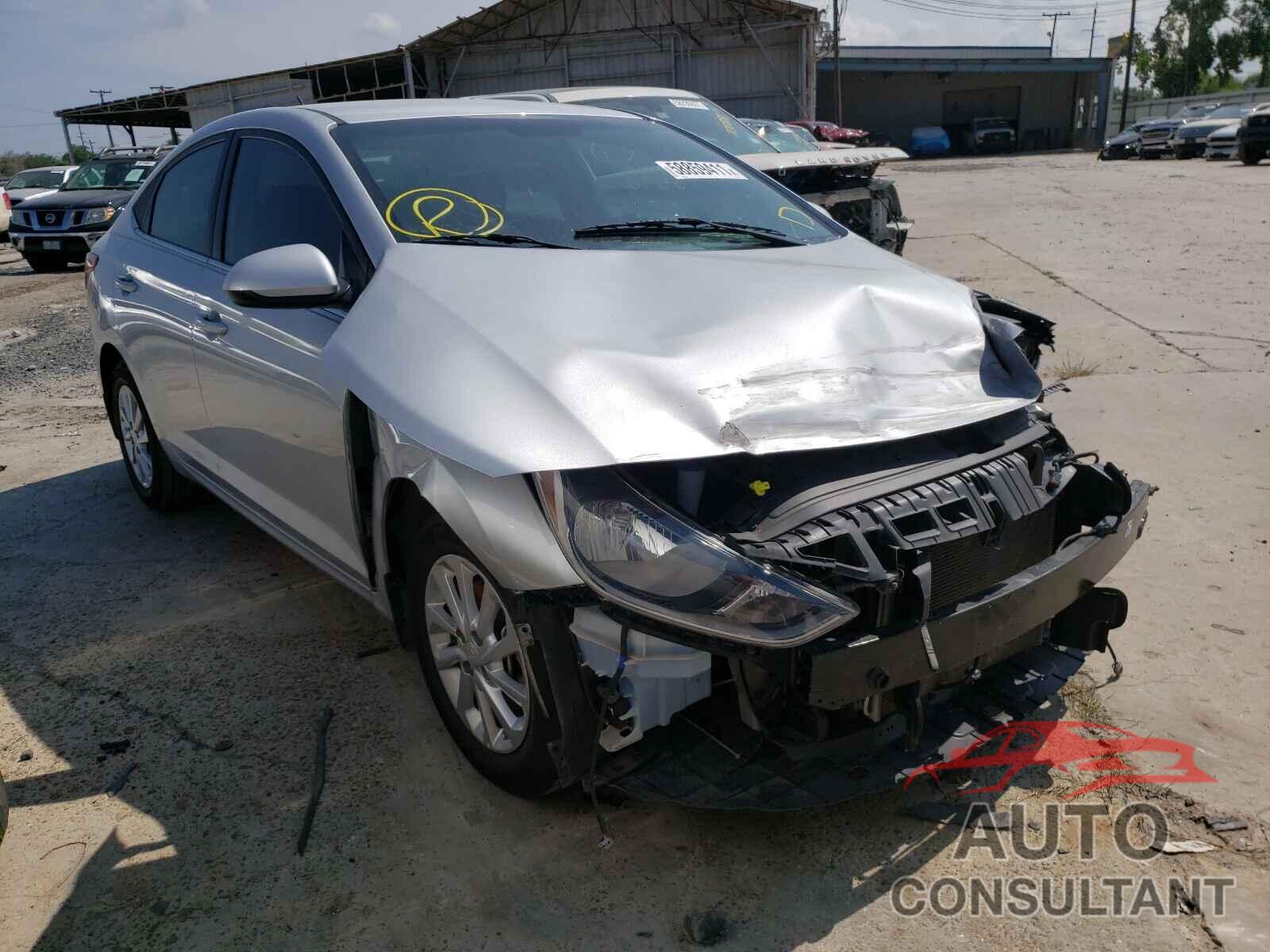 HYUNDAI ACCENT 2019 - 3KPC24A3XKE049465