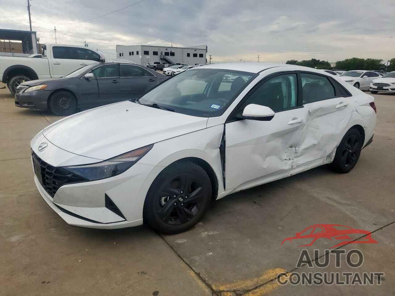 HYUNDAI ELANTRA 2023 - 5NPLM4AG1PH092057