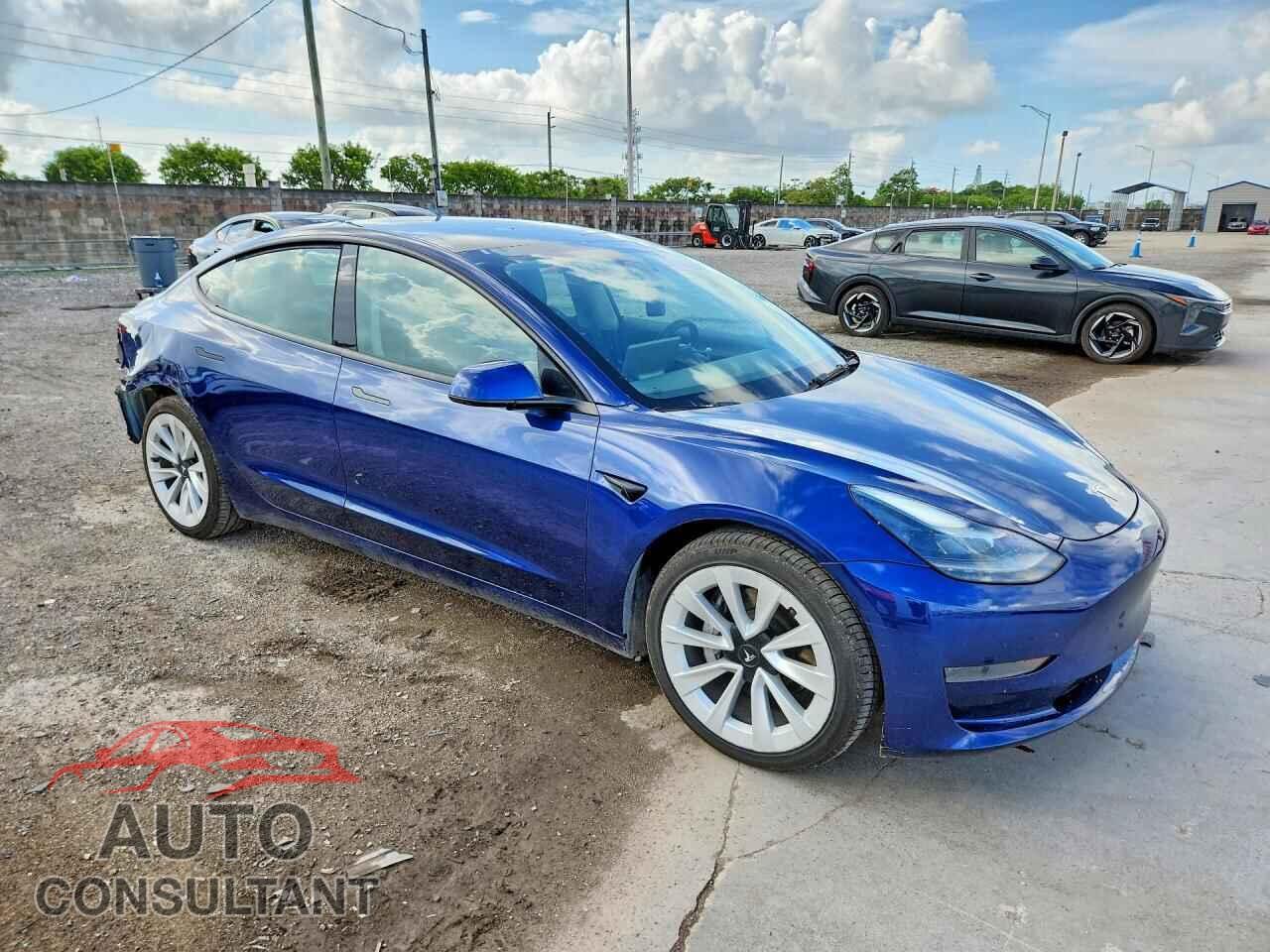 TESLA MODEL 3 2022 - 5YJ3E1EA2NF289901