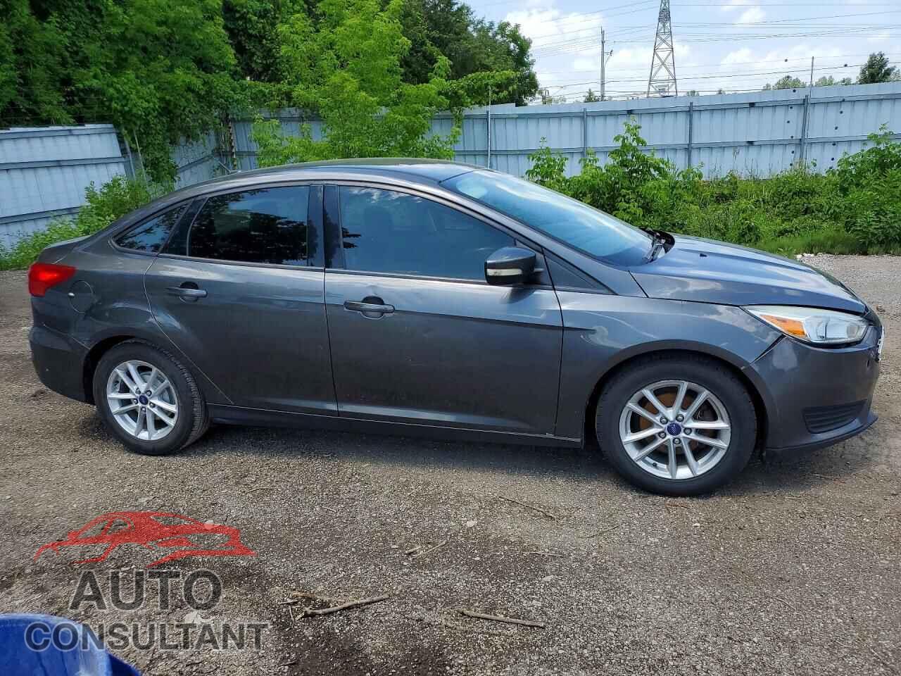 FORD FOCUS 2015 - 1FADP3F22FL278919