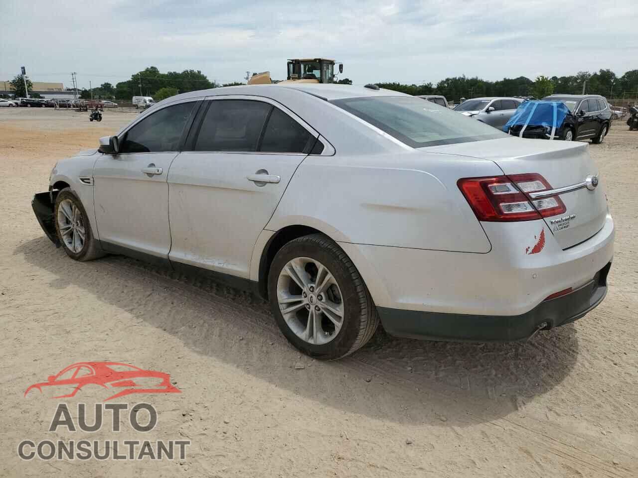 FORD TAURUS 2017 - 1FAHP2E86HG126901