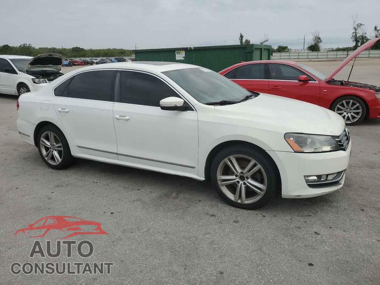 VOLKSWAGEN PASSAT 2013 - 1VWCM7A32DC032193