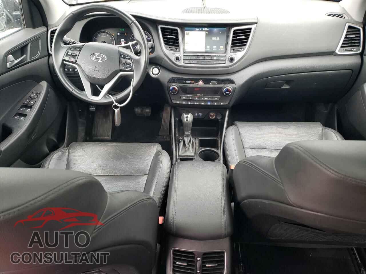 HYUNDAI TUCSON 2017 - KM8J3CA2XHU310072