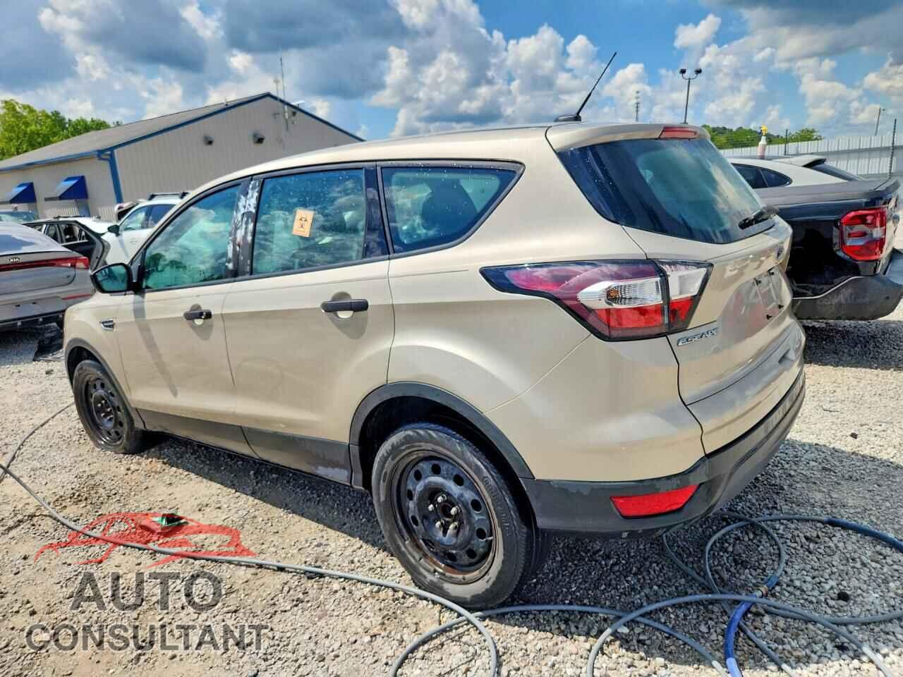 FORD ESCAPE 2017 - 1FMCU0F7XHUB49070