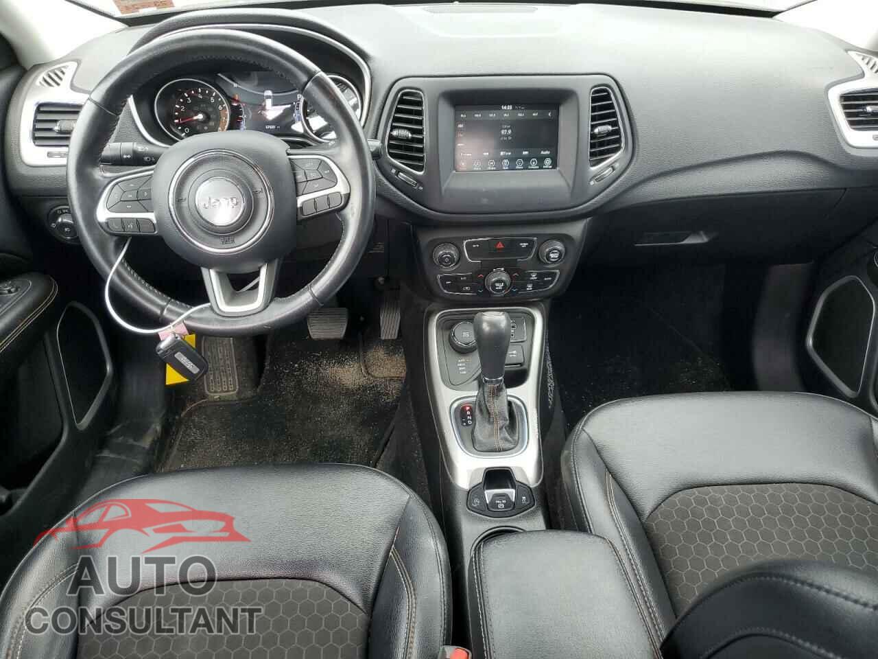 JEEP COMPASS 2020 - 3C4NJDBB2LT106935