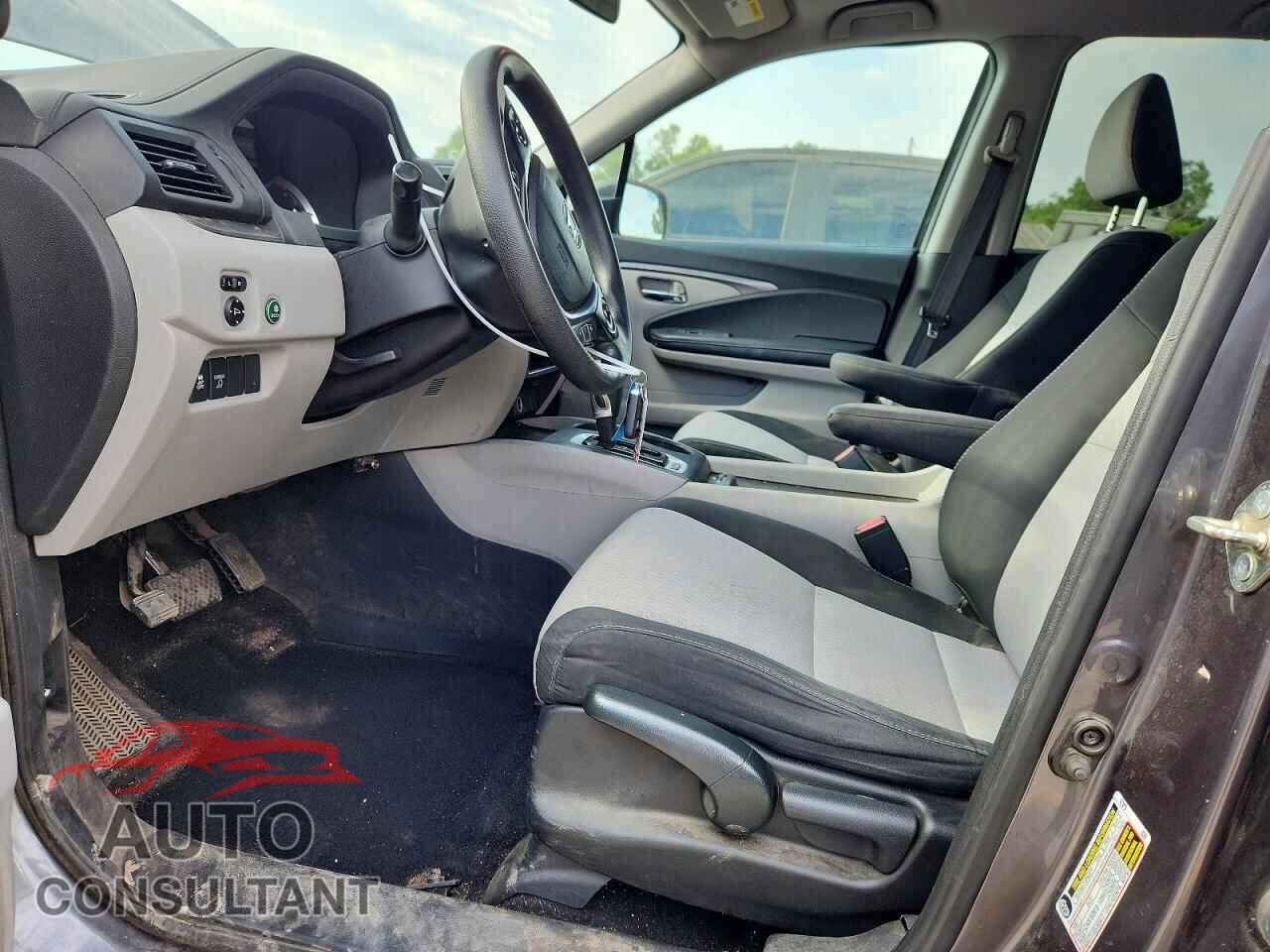 HONDA RIDGELINE 2017 - 5FPYK3F20HB019188