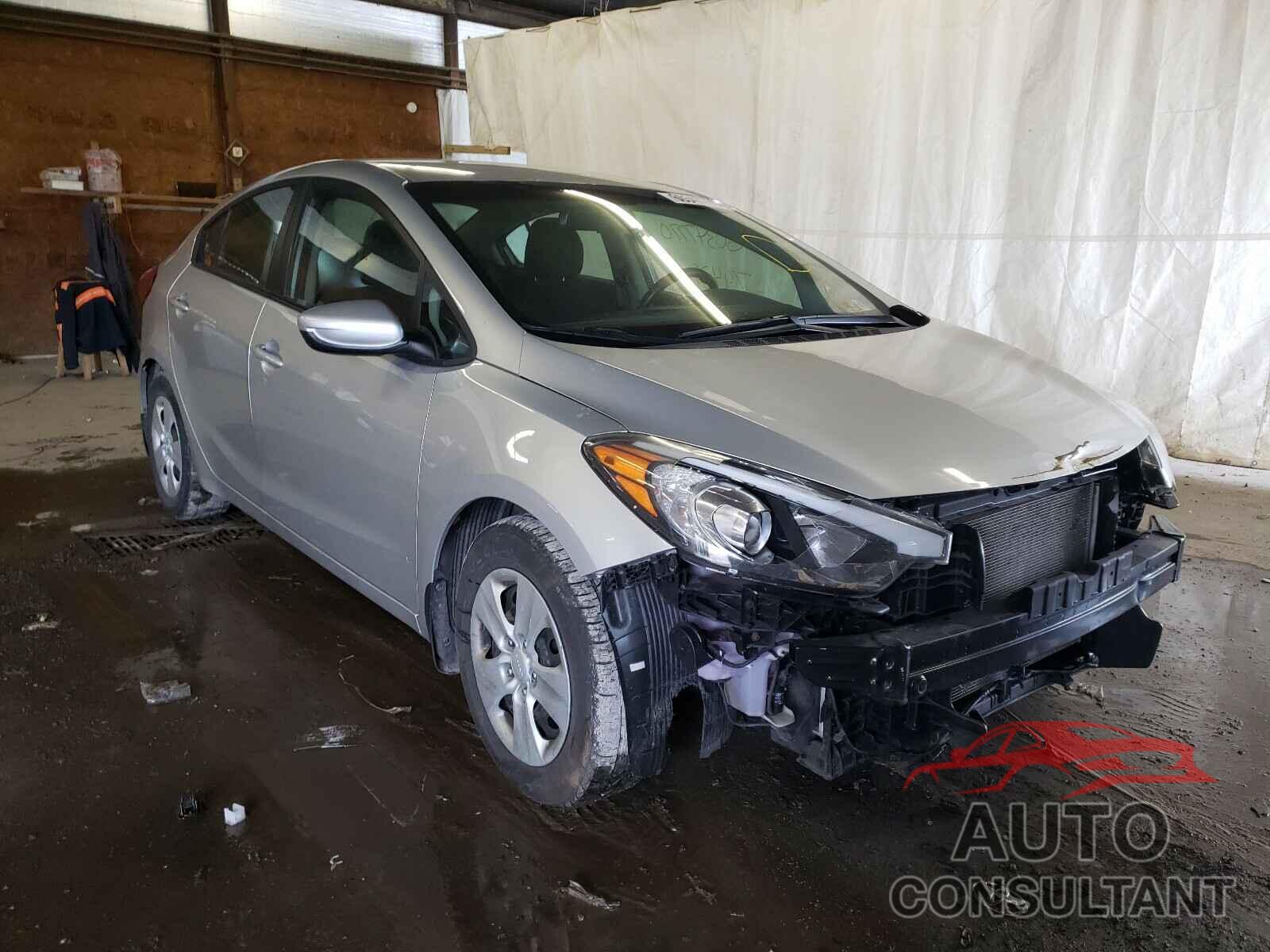 KIA FORTE 2016 - KNAFK4A69G5510176
