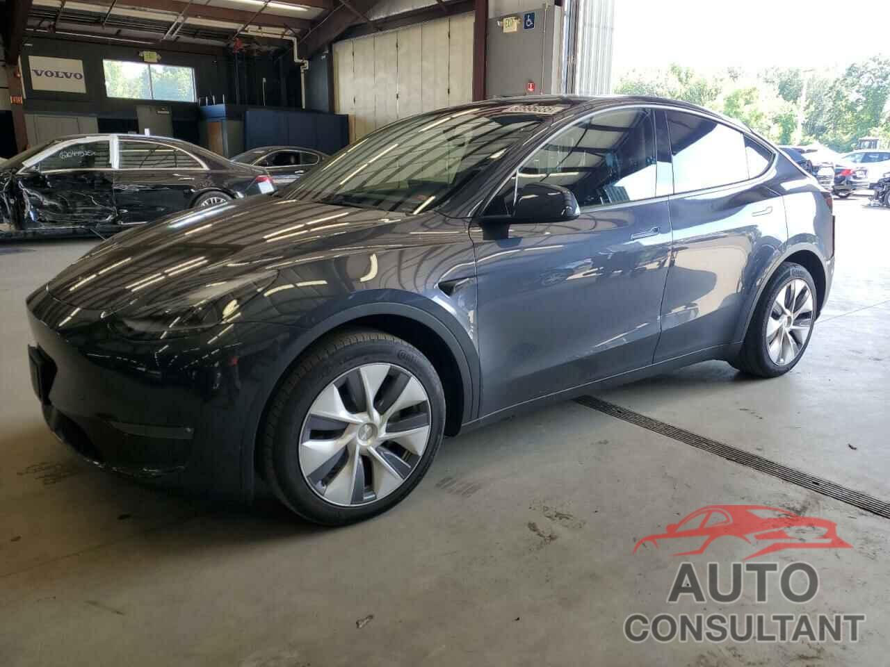 TESLA MODEL Y 2024 - 7SAYGDEE2RA246928