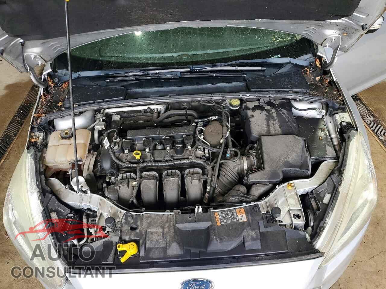 FORD FOCUS 2016 - 1FADP3F25GL270136