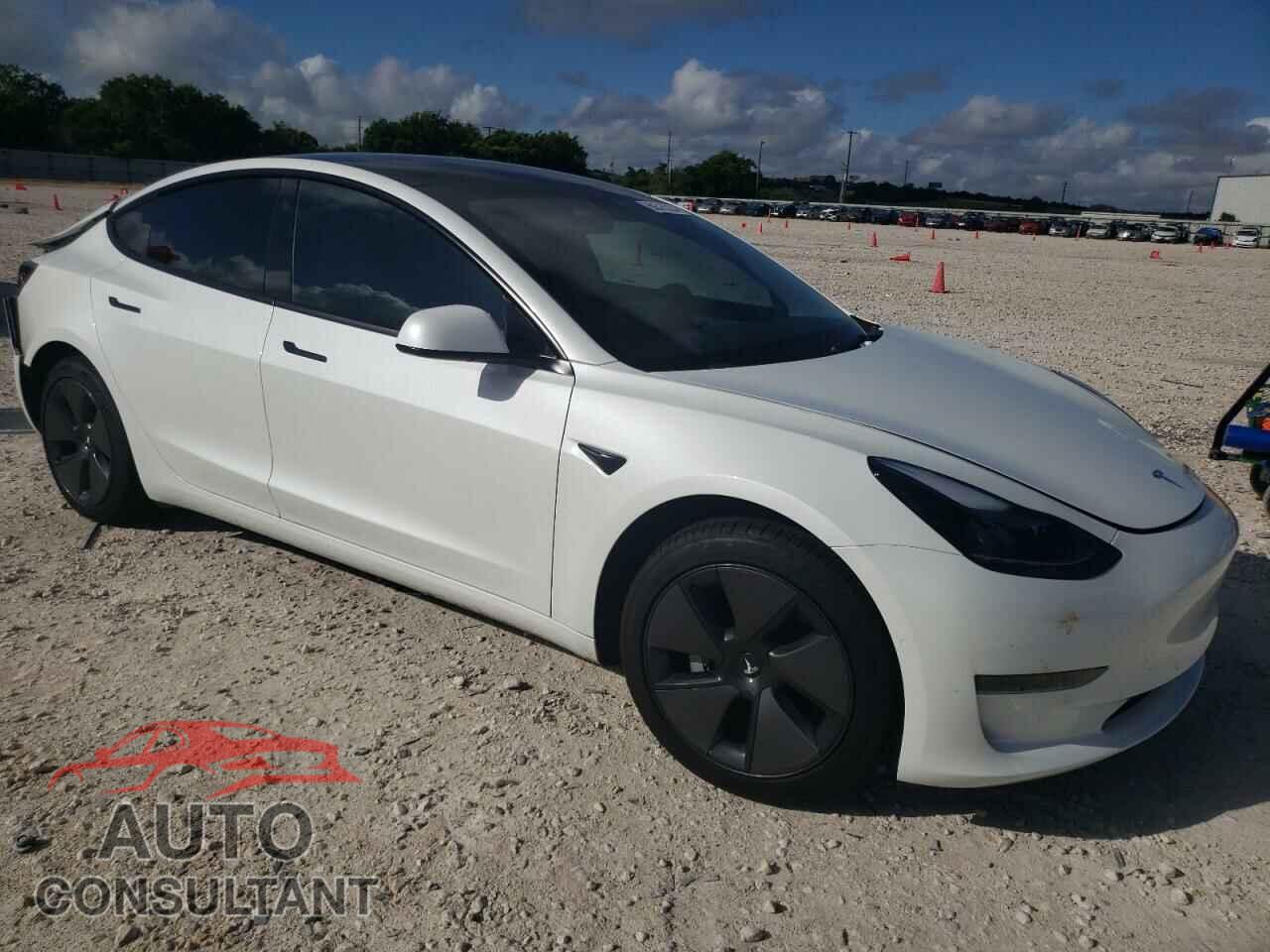 TESLA MODEL 3 2021 - 5YJ3E1EA4MF093845