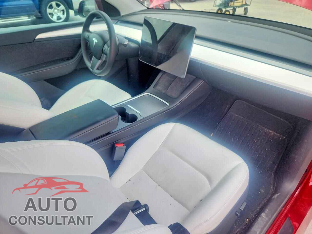 TESLA MODEL Y 2025 - 7SAYGDED0SA337242