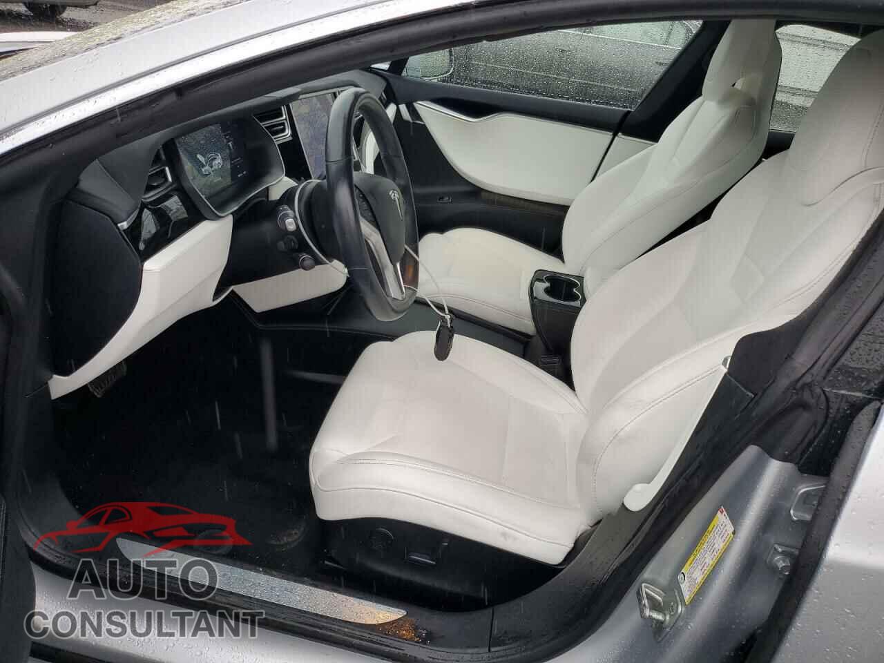 TESLA MODEL S 2017 - 5YJSA1E20HF190126