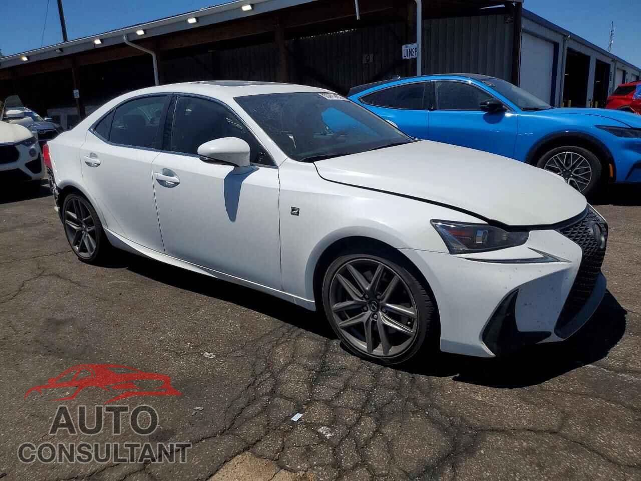 LEXUS IS 2017 - JTHCM1D26H5023217
