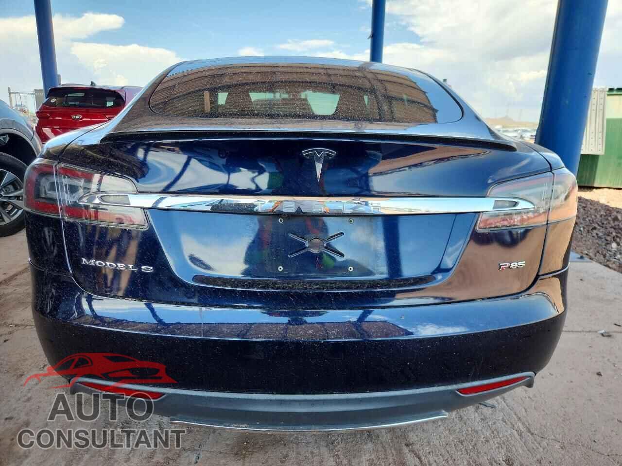 TESLA MODEL S 2013 - 5YJSA1DP6DFP04598