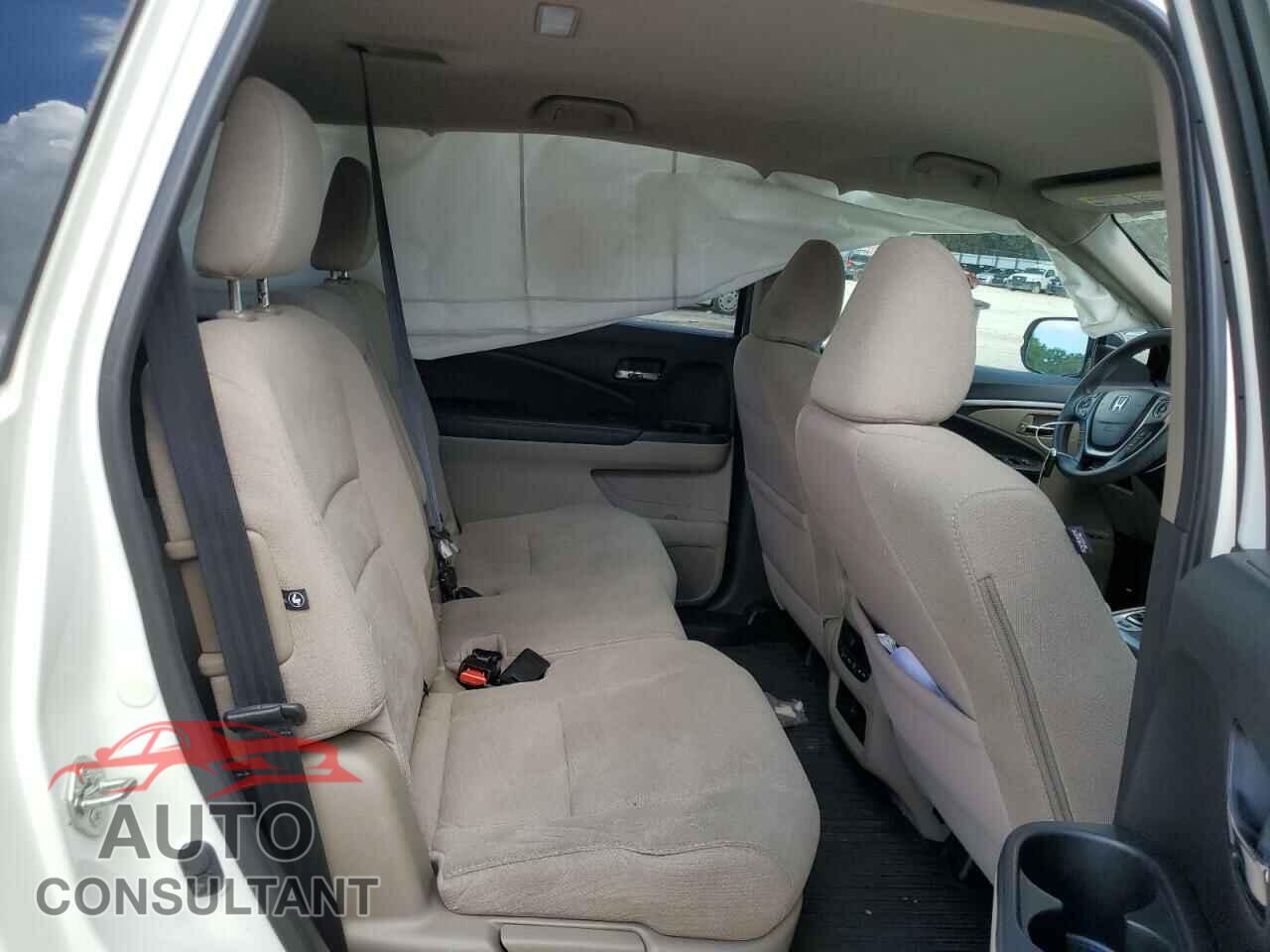 HONDA PILOT 2017 - 5FNYF5H34HB032251