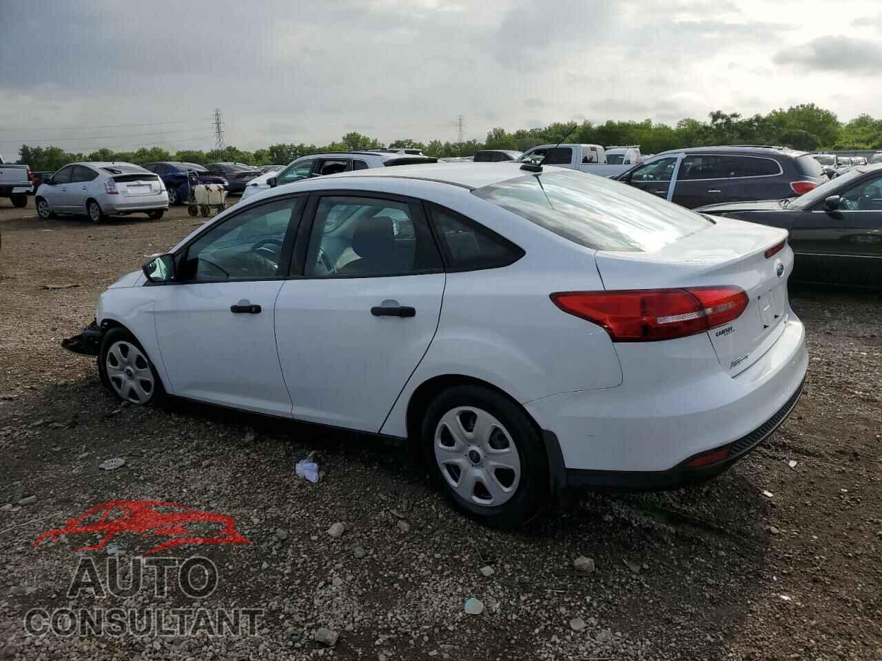 FORD FOCUS 2016 - 1FADP3E27GL261858