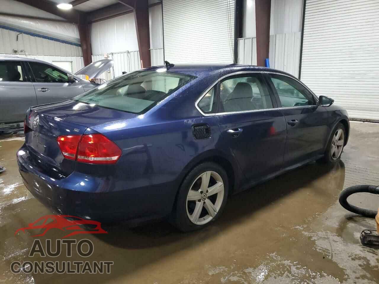 VOLKSWAGEN PASSAT 2012 - 1VWBP7A35CC054321