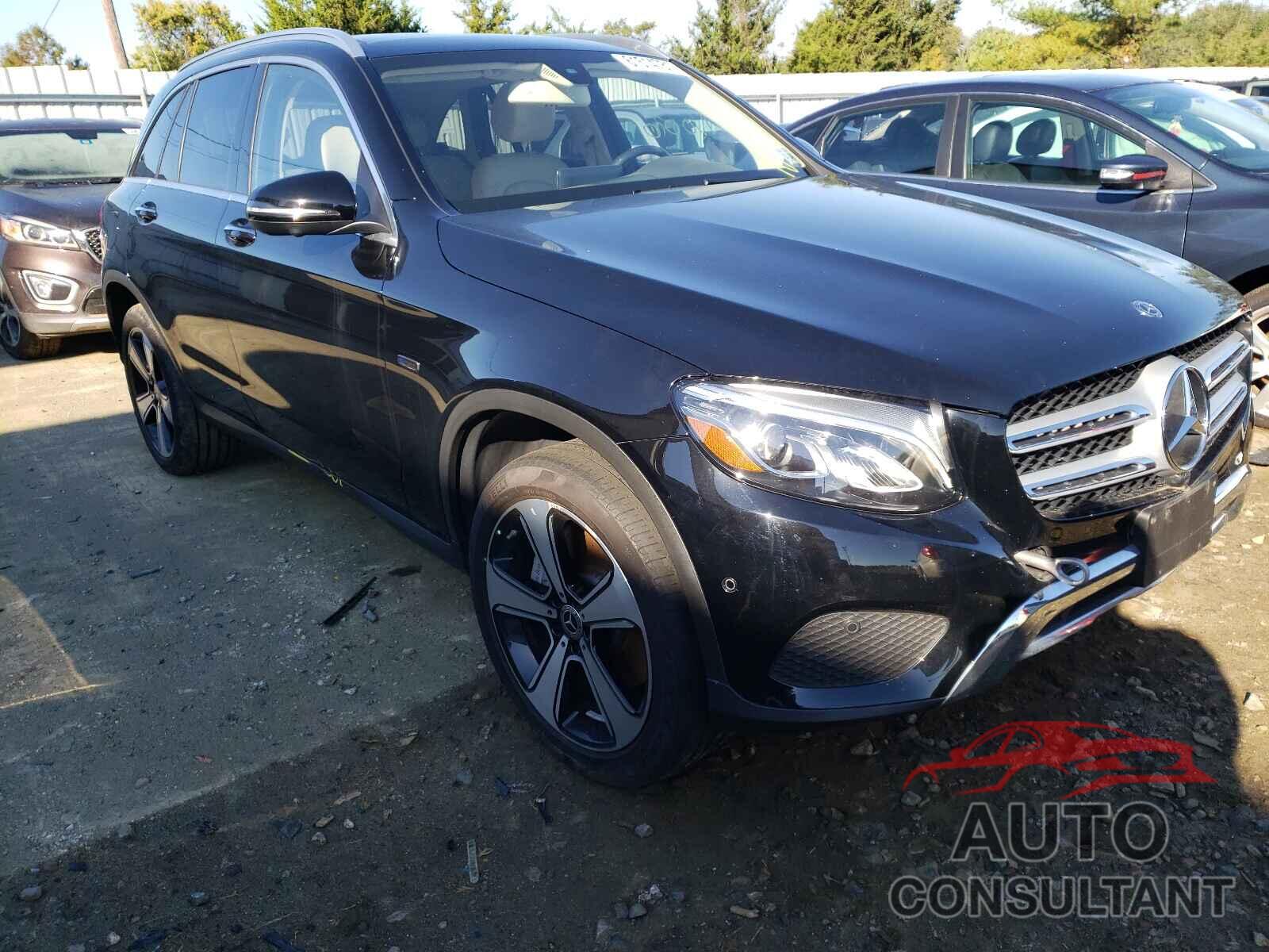 MERCEDES-BENZ GLC-CLASS 2019 - WDC0G5EB3KF594791