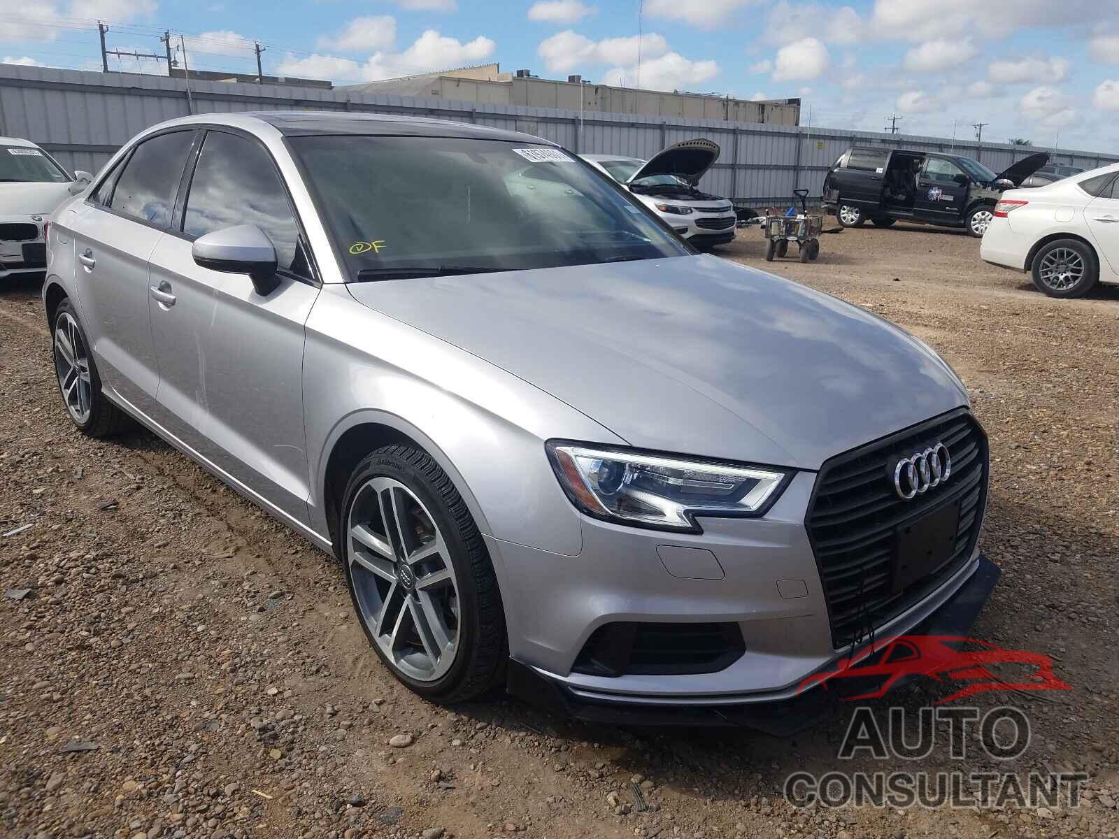 AUDI A3 2020 - WAUAUGFF0LA095765