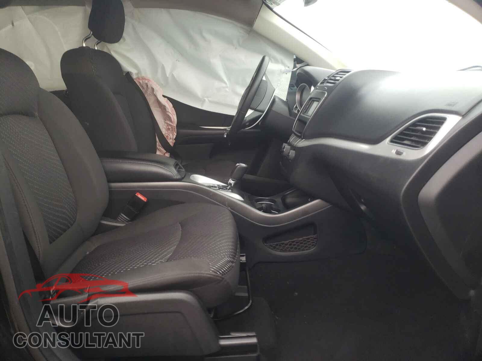 DODGE JOURNEY 2018 - 3C4PDCAB7JT511763