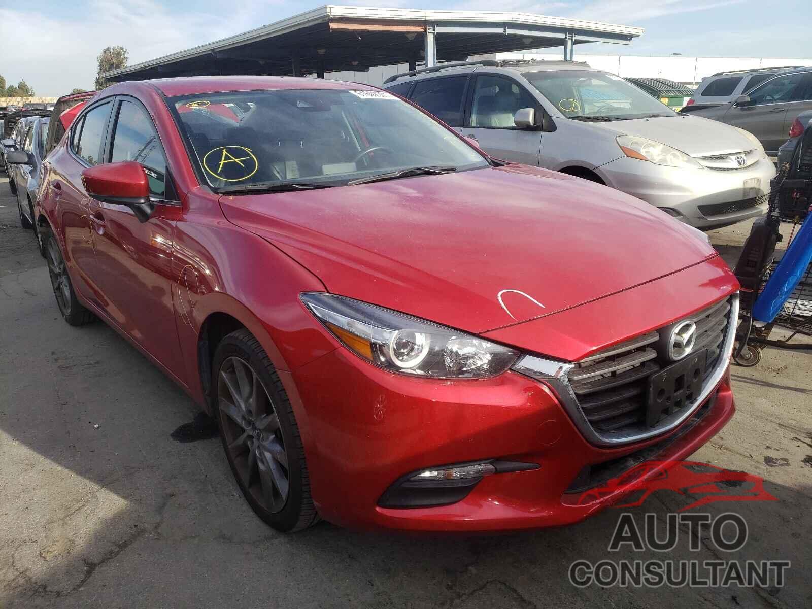 MAZDA 3 2018 - 3MZBN1V36JM195102