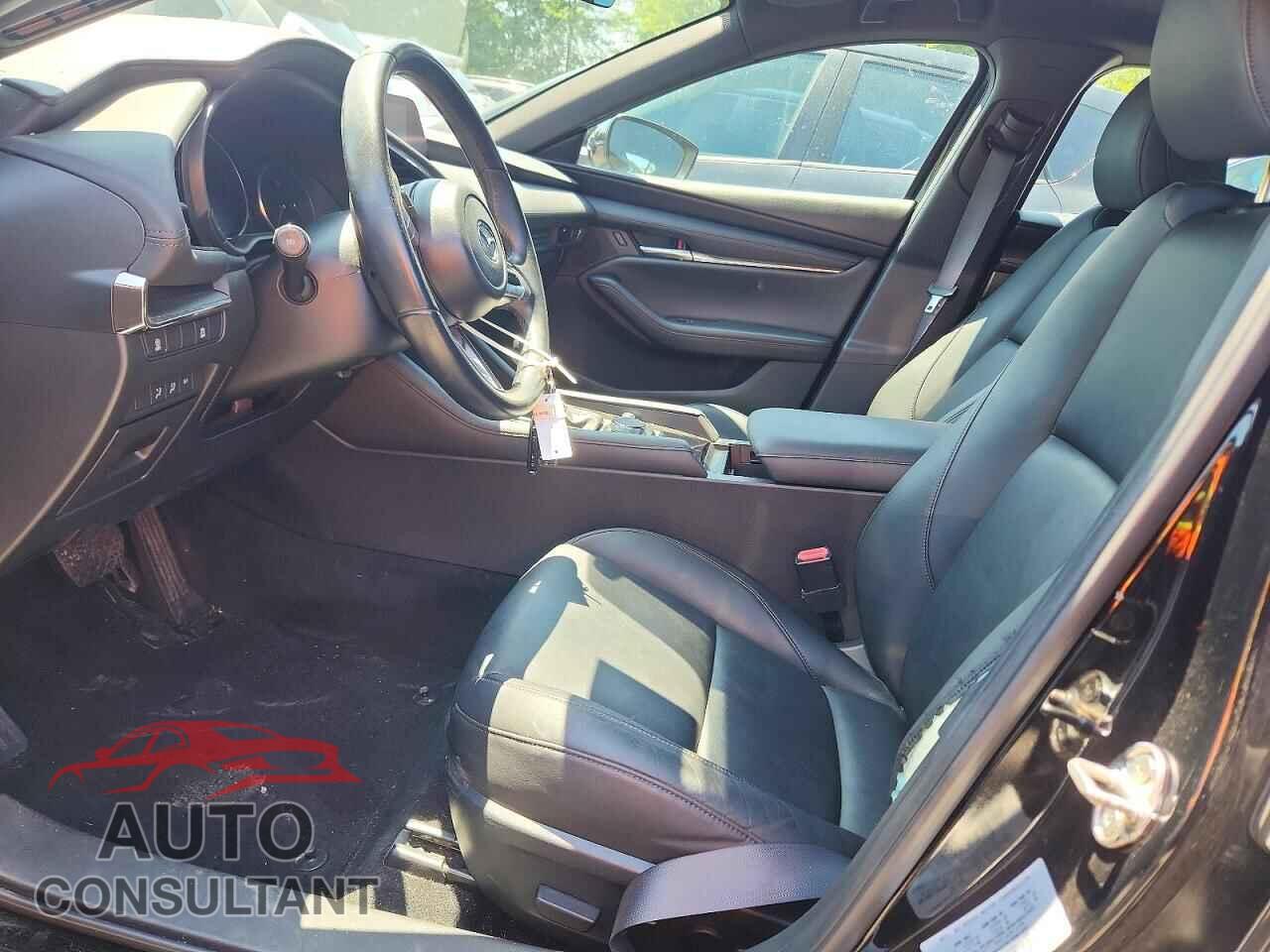 MAZDA 3 2021 - JM1BPBLLXM1347809