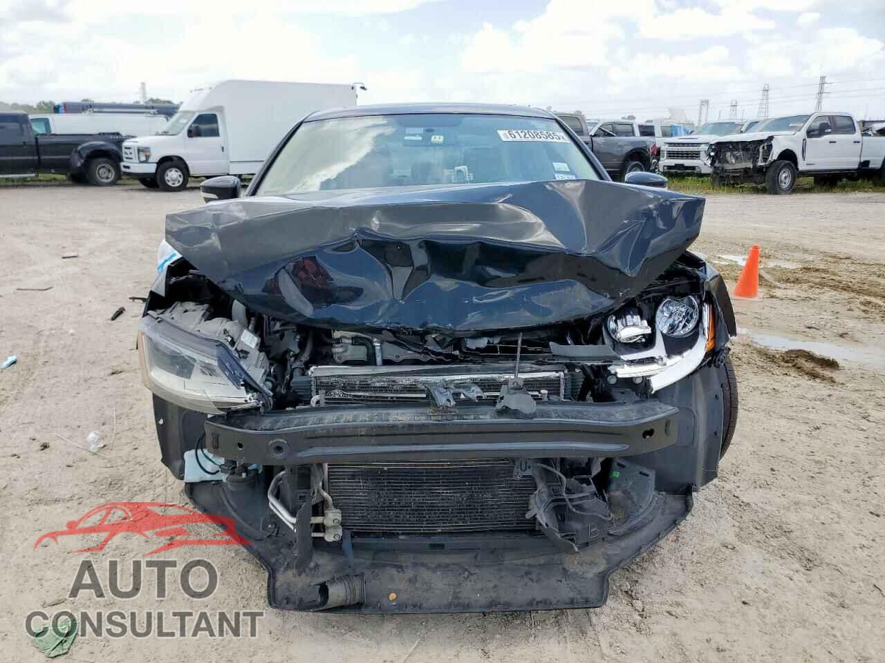 VOLKSWAGEN JETTA 2017 - 3VWDB7AJ7HM391634