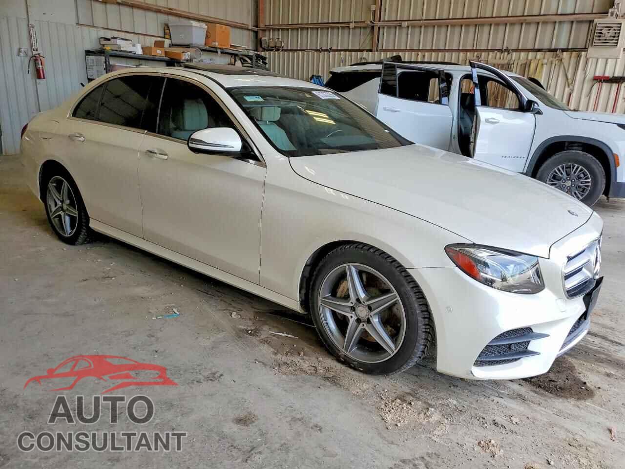 MERCEDES-BENZ E-CLASS 2017 - WDDZF4JB3HA049265