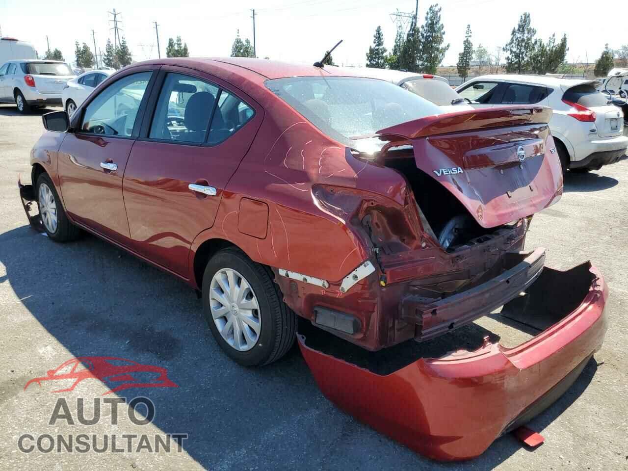 NISSAN VERSA 2018 - 3N1CN7AP6JL856400