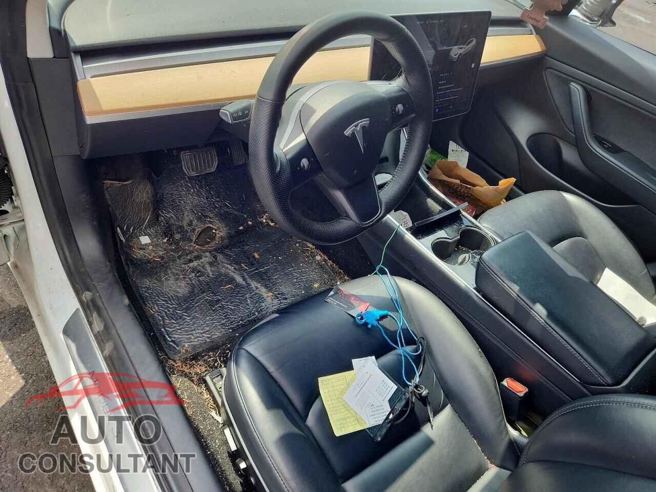 TESLA MODEL 3 2020 - 5YJ3E1EA0LF659076