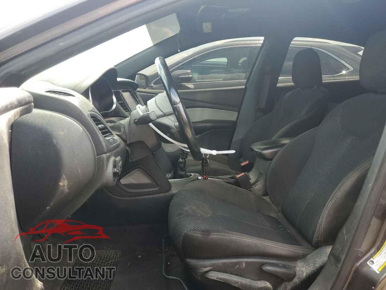 DODGE DART 2015 - 1C3CDFBB8FD345608