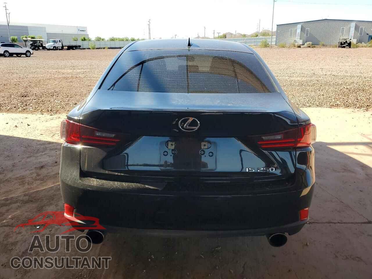 LEXUS IS 2014 - JTHBF1D22E5039111