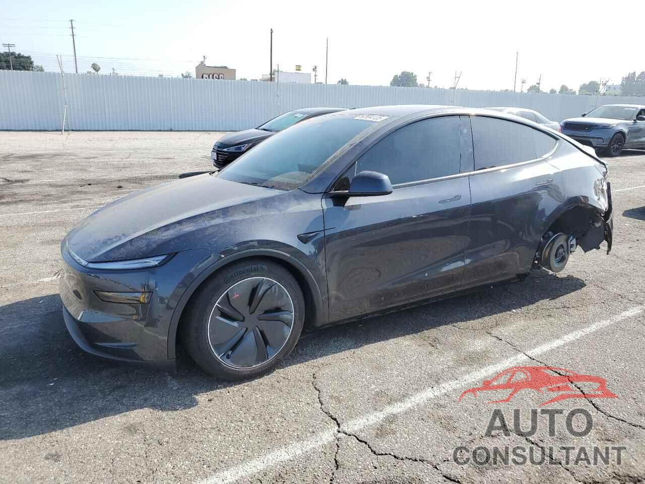 TESLA MODEL Y 2026 - 7SAYGDEE2TF329883