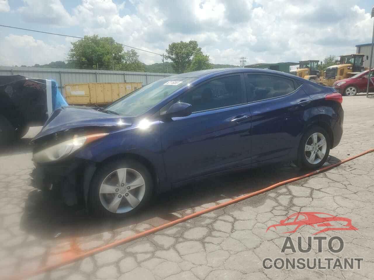 HYUNDAI ELANTRA 2013 - 5NPDH4AE5DH427565