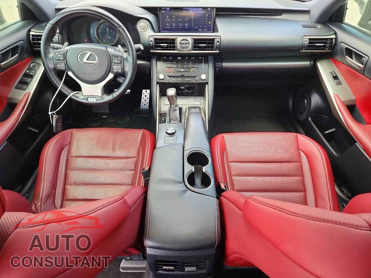 LEXUS IS 2017 - JTHBE1D24H5028652