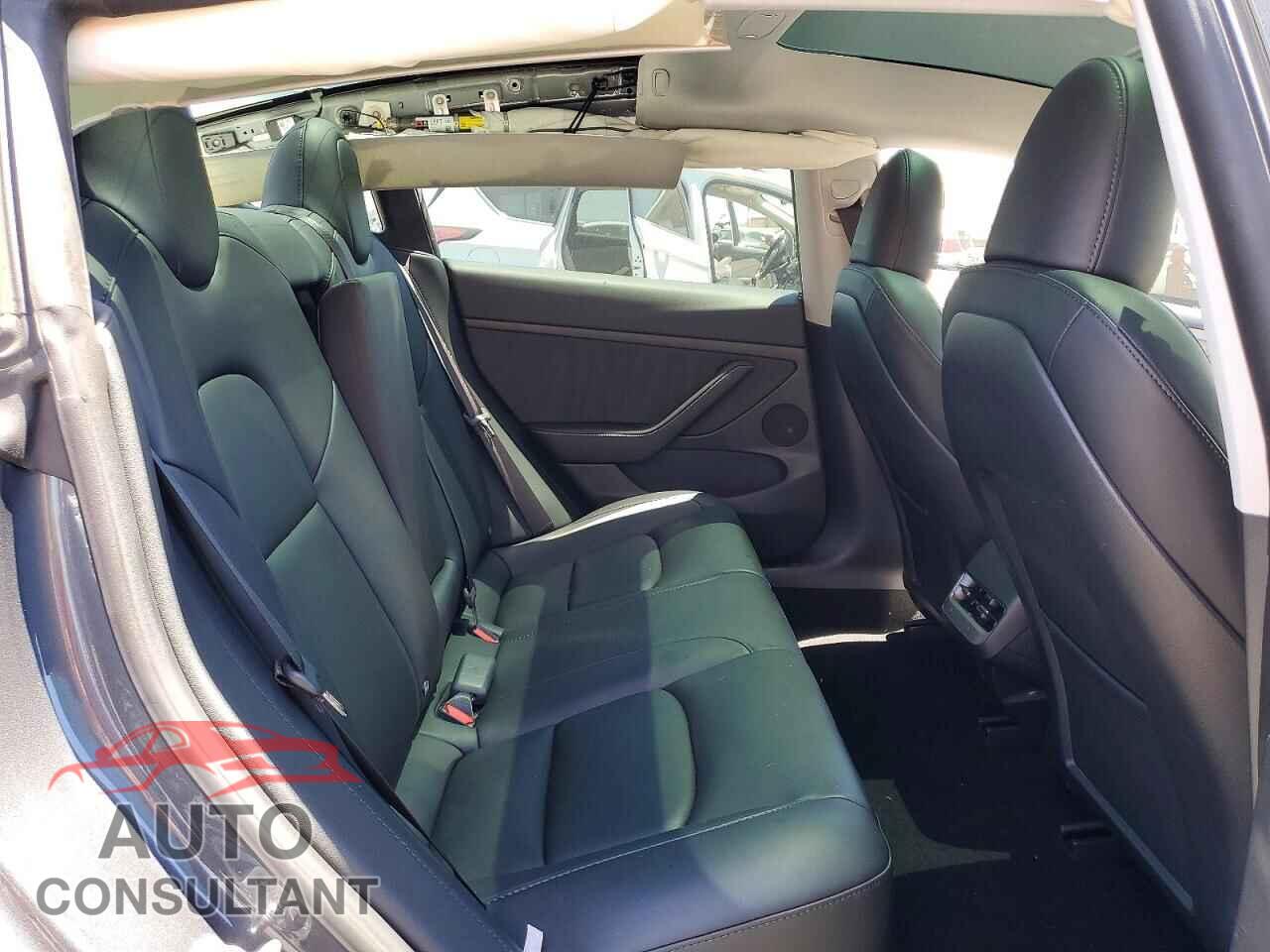 TESLA MODEL 3 2023 - 5YJ3E1EA3PF613778