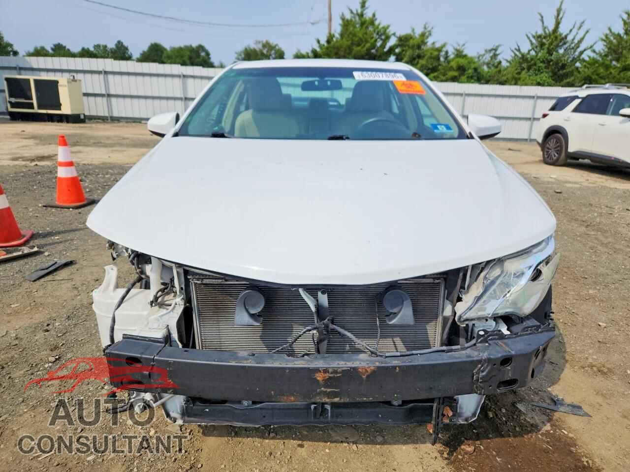 TOYOTA CAMRY 2014 - 4T4BF1FK5ER383473