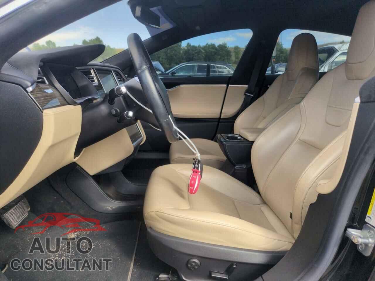 TESLA MODEL S 2015 - 5YJSA1H21FF085880