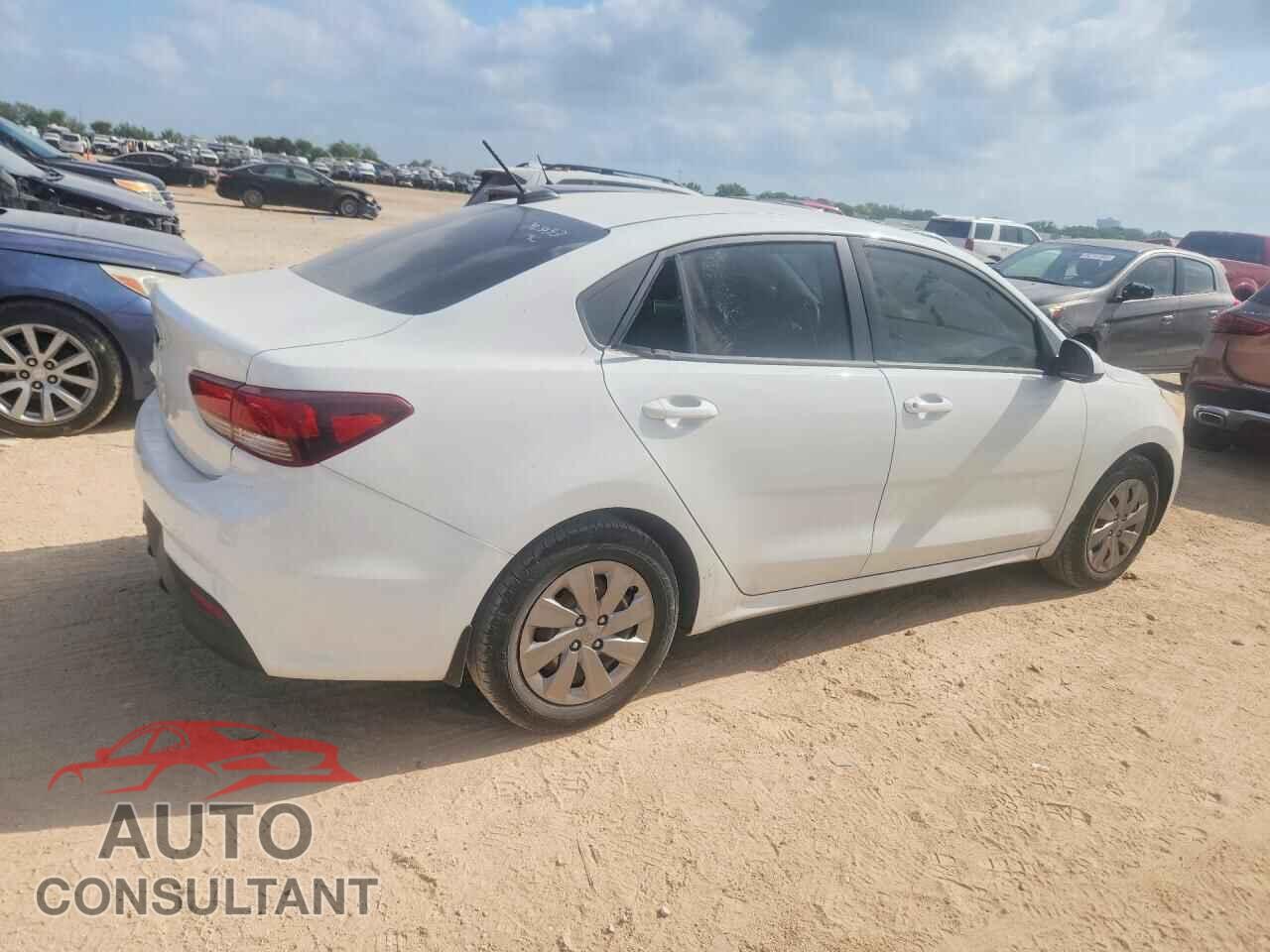 KIA RIO 2019 - 3KPA24AB3KE243205
