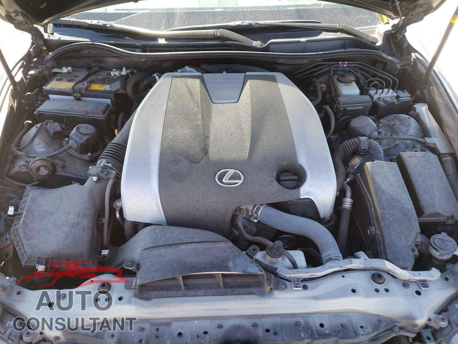 LEXUS IS 2017 - JTHBE1D22H5030660