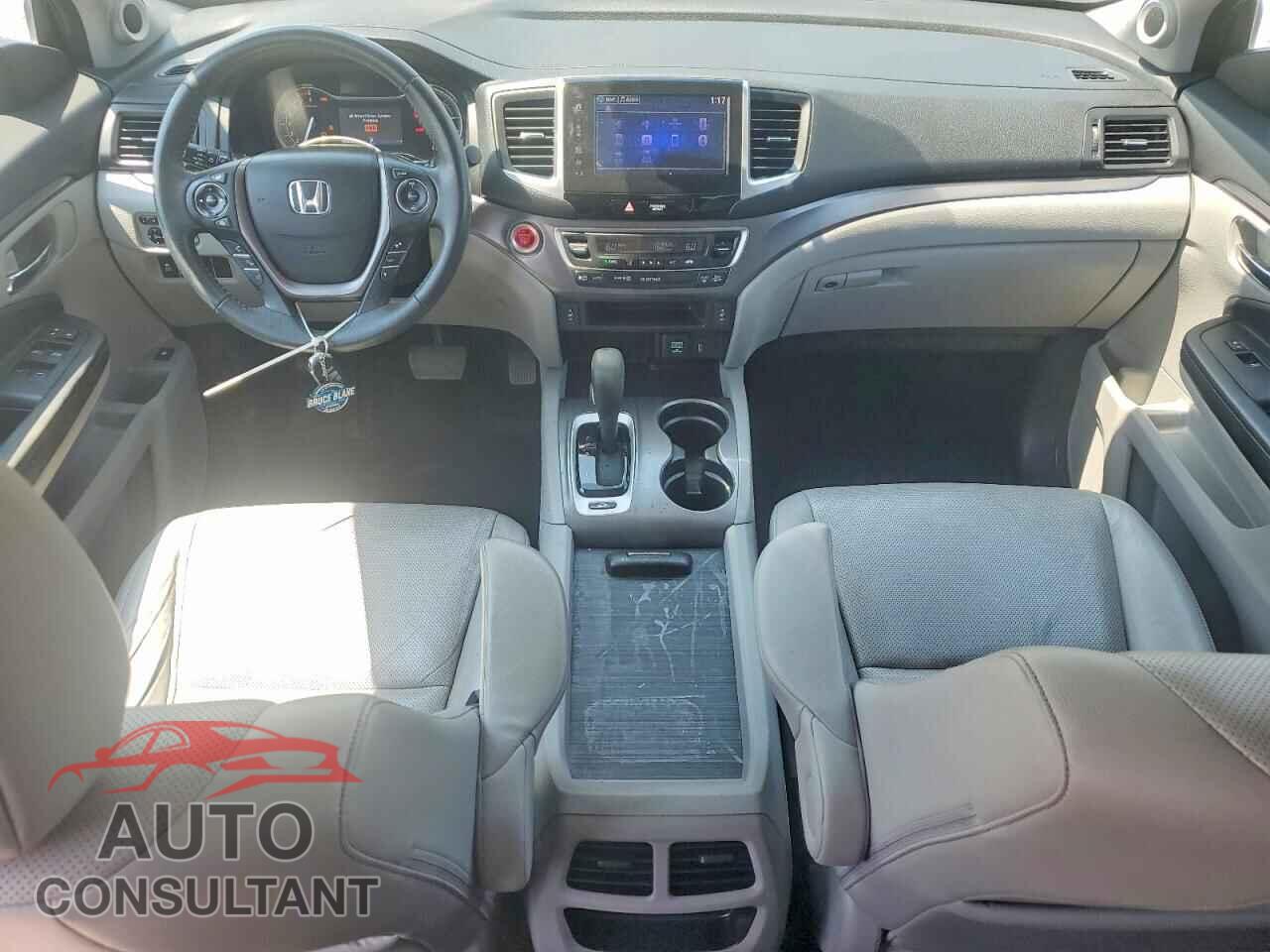 HONDA RIDGELINE 2017 - 5FPYK3F64HB001697