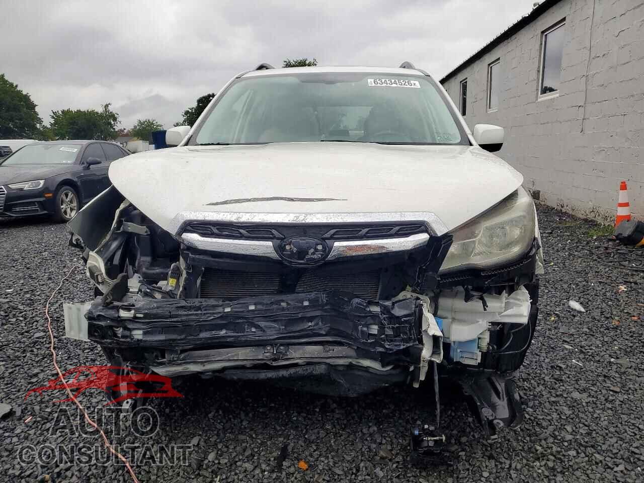SUBARU FORESTER 2018 - JF2SJAJC2JH572888
