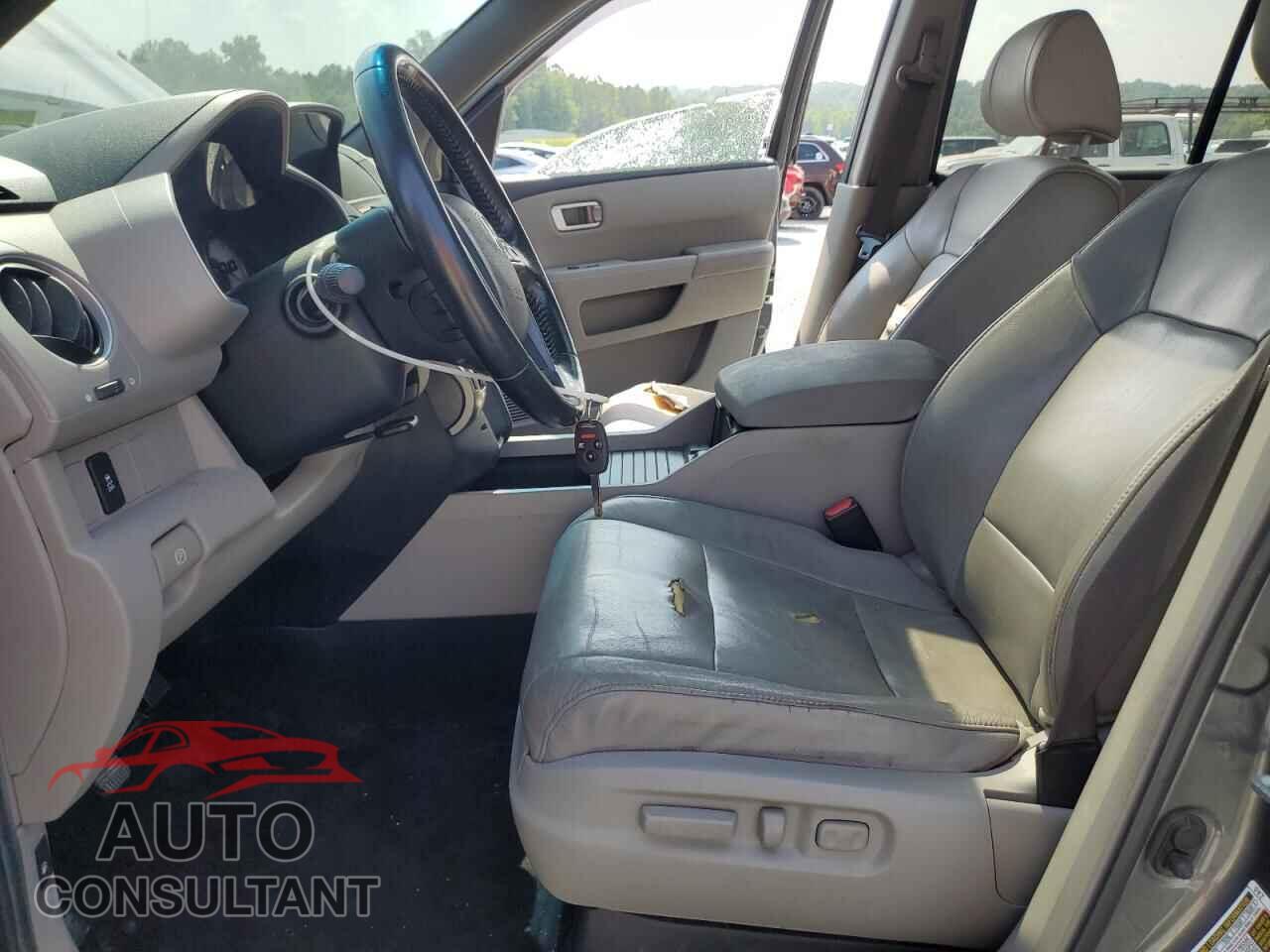 HONDA PILOT 2012 - 5FNYF3H59CB010891