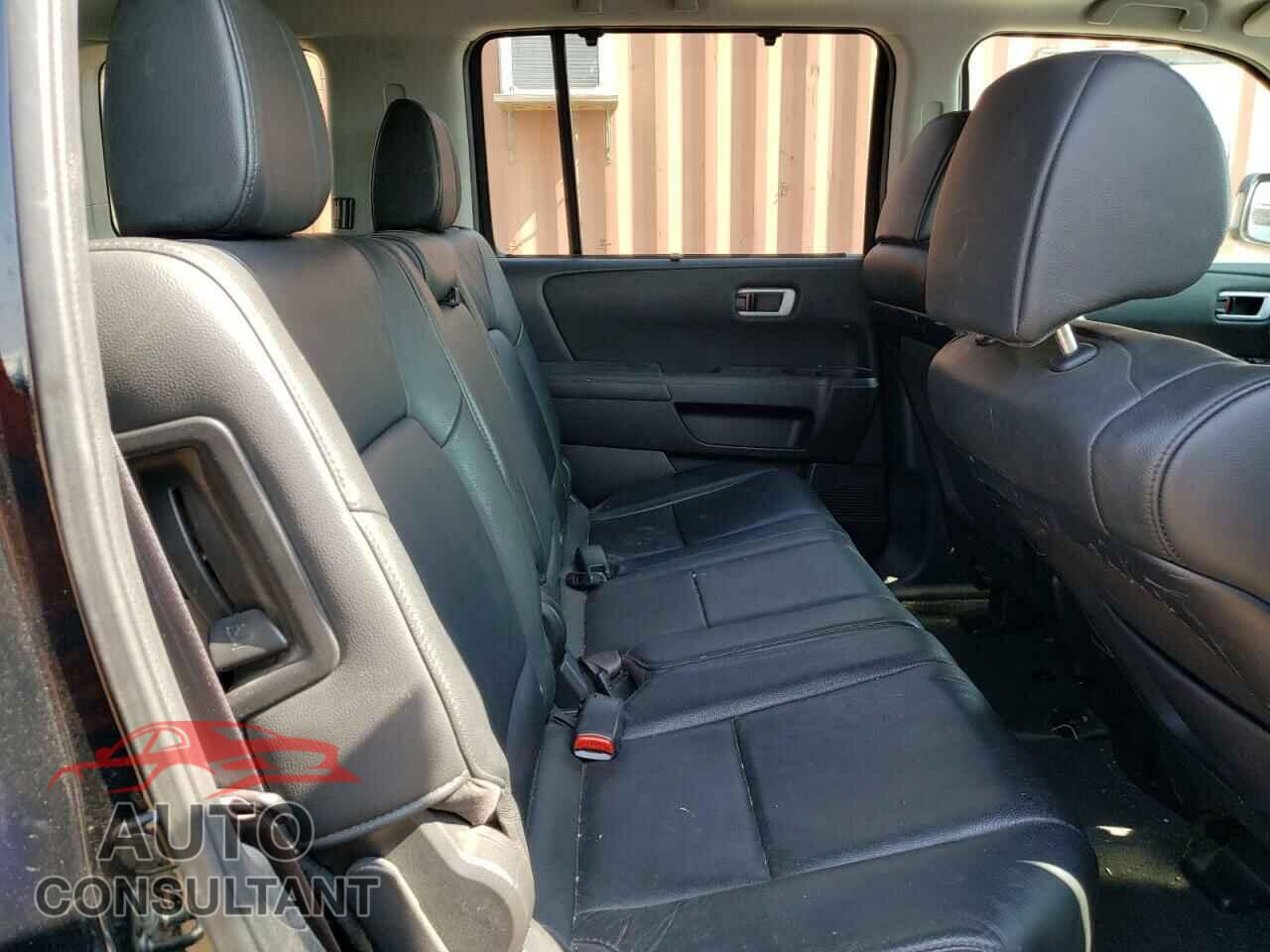 HONDA PILOT 2014 - 5FNYF4H96EB045917