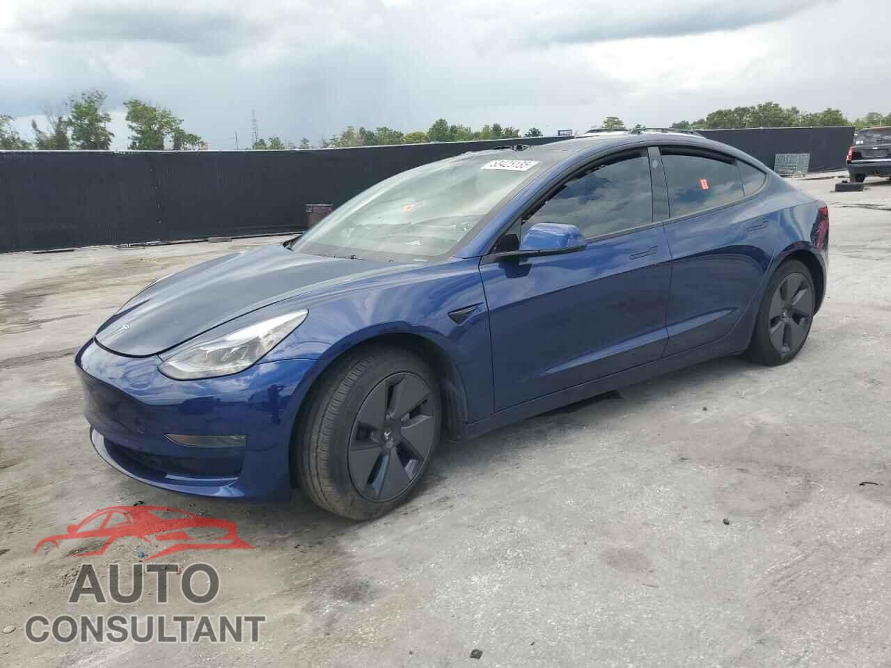 TESLA MODEL 3 2023 - 5YJ3E1EA7PF682912