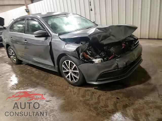 VOLKSWAGEN JETTA 2017 - 3VWB67AJ4HM222019