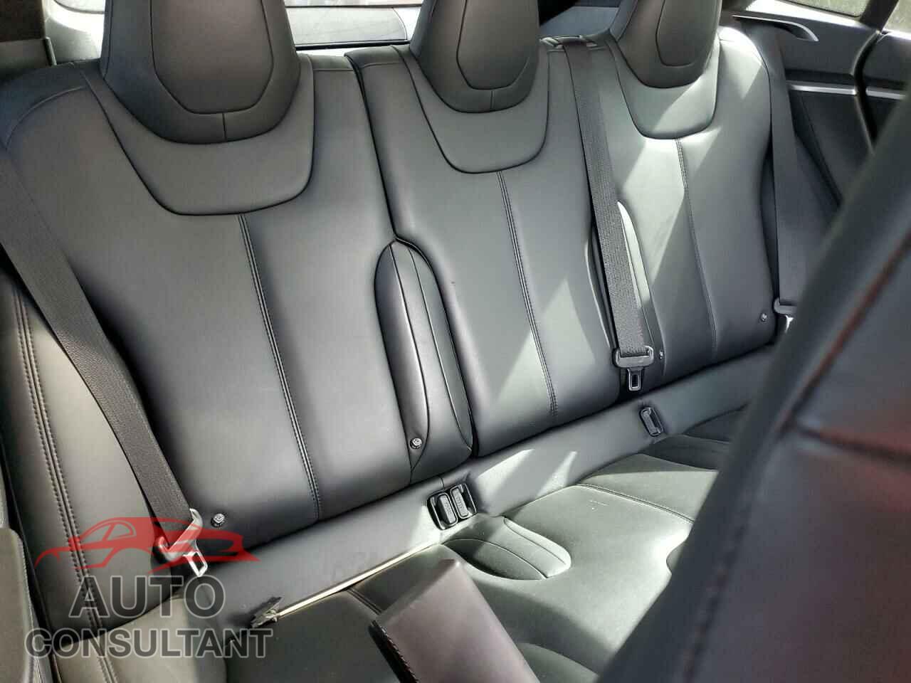 TESLA MODEL S 2017 - 5YJSA1E28HF178886