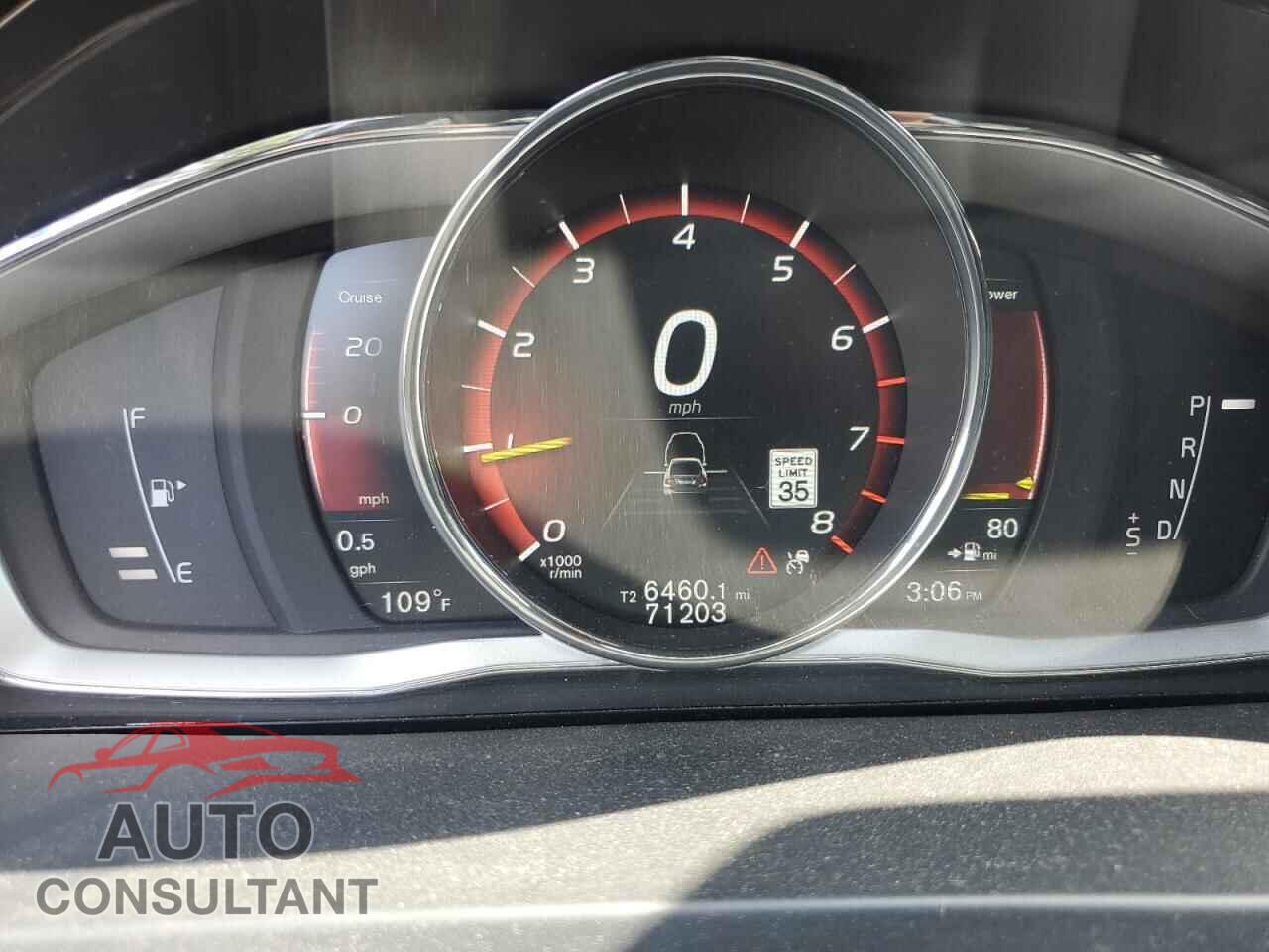 VOLVO S60 2017 - YV1A0MTS8H2427140